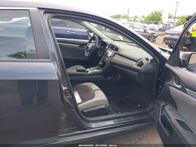 45343405 :رقم المزاد ، 2HGFC2F54JH535704 vin ، 2018 Honda Civic Lx مزاد بيع