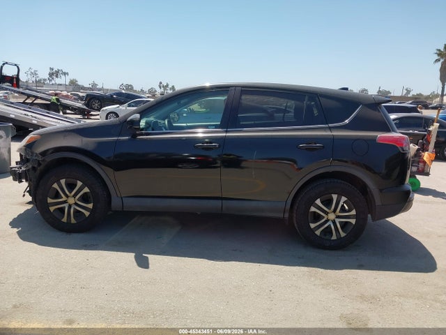 Toyota RAV4 LE 2018 2T3ZFREV0JW419428 Image 15