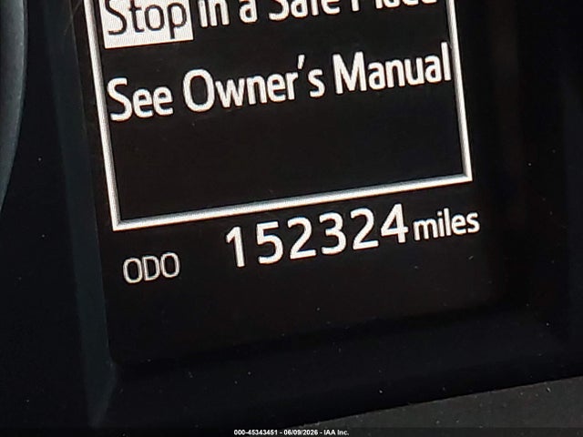 Toyota RAV4 LE 2018 2T3ZFREV0JW419428 Image 16