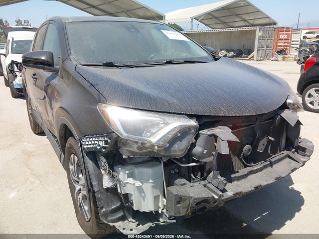 Toyota RAV4 LE 2018 2T3ZFREV0JW419428 Image 6
