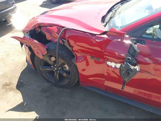 45343452 :رقم المزاد ، 1FA6P8TH4M5114104 vin ، 2021 Ford Mustang Ecoboost Fastback مزاد بيع