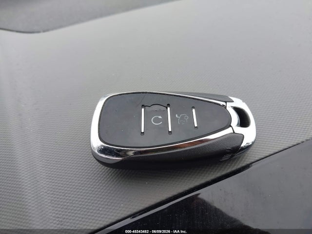 45343482 :رقم المزاد ، 1G1JF5SB4J4136357 vin ، 2018 Chevrolet Sonic Premier Auto مزاد بيع