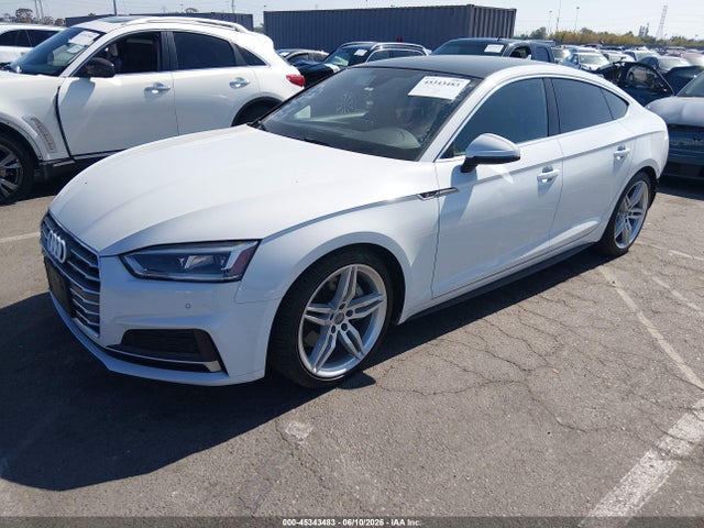 Audi A5 2.0t Premium 2018 WAUENCF57JA111469 Image 2