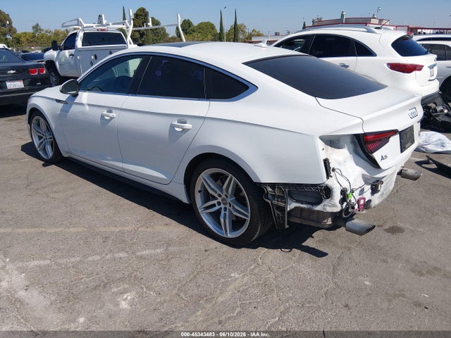 Audi A5 2.0t Premium 2018 WAUENCF57JA111469 Image 3