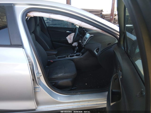 1G1BC5SM4J7176452 Chevrolet Cruze Ls Auto