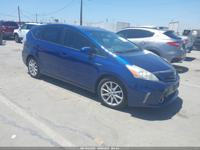 Продажа на аукционе авто 2014 Toyota Prius V Five, vin: JTDZN3EUXE3314153, номер лота: 45343506