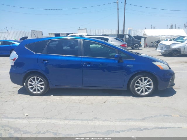 Toyota Prius V Five 2014 JTDZN3EUXE3314153 Image 13