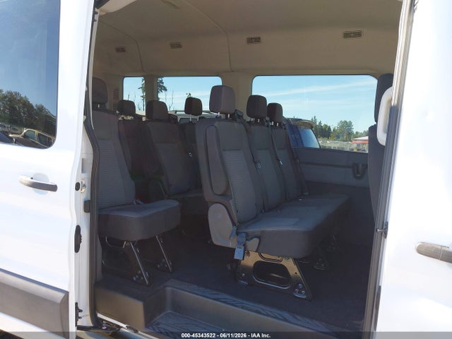 45343522 :رقم المزاد ، 1FBAX2C83PKB36185 vin ، 2023 Ford Transit-350 Passenger Van Xlt مزاد بيع