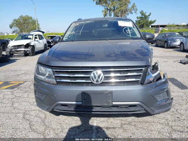 3VV3B7AX7JM069263 Volkswagen Tiguan 2.0t Se/2.0t Sel