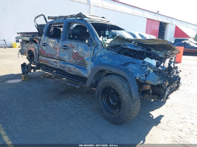 Продажа на аукционе авто 2022 Toyota Tacoma Trd Off Road, vin: 3TMCZ5AN3NM503729, номер лота: 45343562