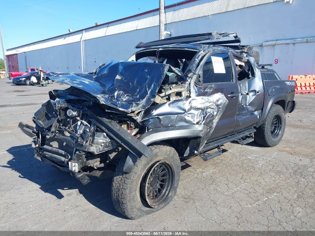 Продажа на аукционе авто 2022 Toyota Tacoma Trd Off Road, vin: 3TMCZ5AN3NM503729, номер лота: 45343562