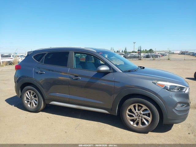 Aukcja sprzedaży 2018 Hyundai Tucson Sel, vin: KM8J33A4XJU725772, numer aukcji: 45343571