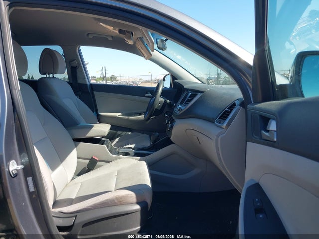 Aukcja sprzedaży 2018 Hyundai Tucson Sel, vin: KM8J33A4XJU725772, numer aukcji: 45343571