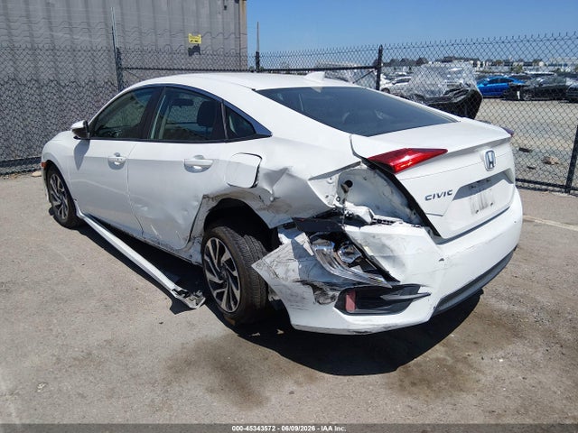 Honda CIVIC EX 2018 2HGFC2F79JH540298 Image 3