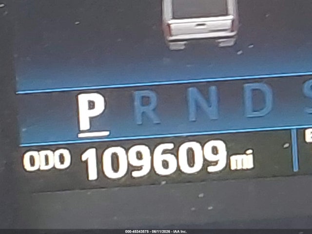 5TFEY5F11FX185106 Toyota Tundra Sr5 5.7l V8