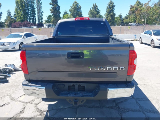 5TFEY5F11FX185106 Toyota Tundra Sr5 5.7l V8