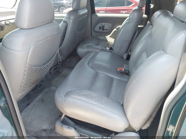 Продаж на аукціоні авто 1996 Chevrolet Suburban C1500, vin: 1GNEC16R9TJ393575, номер лоту: 45343580