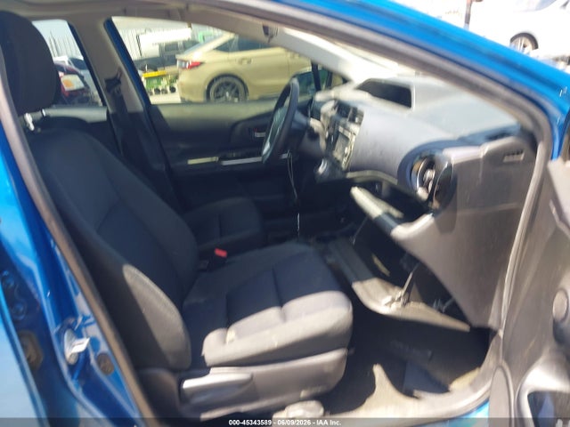 Toyota Prius C Three 2017 JTDKDTB36H1591592 Image 5