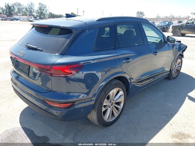 WA122BGFXSA030896 Audi Q6 E-tron Premium Plus