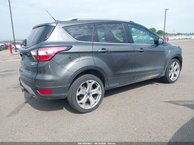 1FMCU9J99HUC95411 Ford Escape Titanium