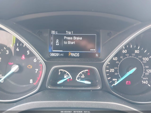 1FMCU9J99HUC95411 Ford Escape Titanium