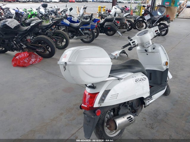 Продаж на аукціоні авто 2011 Kymco Usa Inc Like 50, vin: LC2D10007BC100125, номер лоту: 45343629