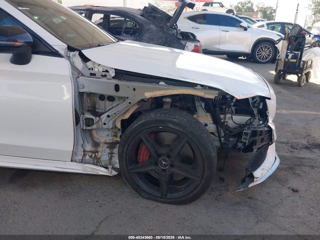 WDDWJ6EB0HF461458 Mercedes-Benz Amg C 43 4matic