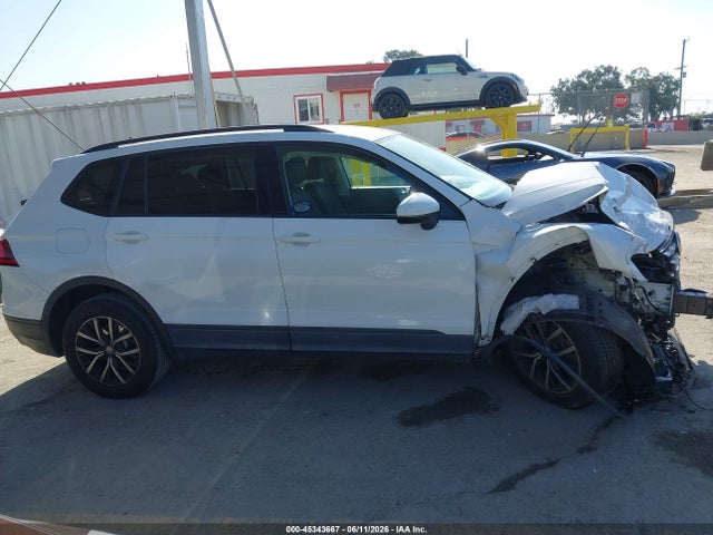 3VV1B7AX2MM039793 Volkswagen Tiguan 2.0t S
