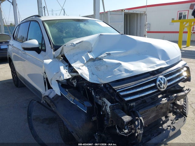 3VV1B7AX2MM039793 Volkswagen Tiguan 2.0t S