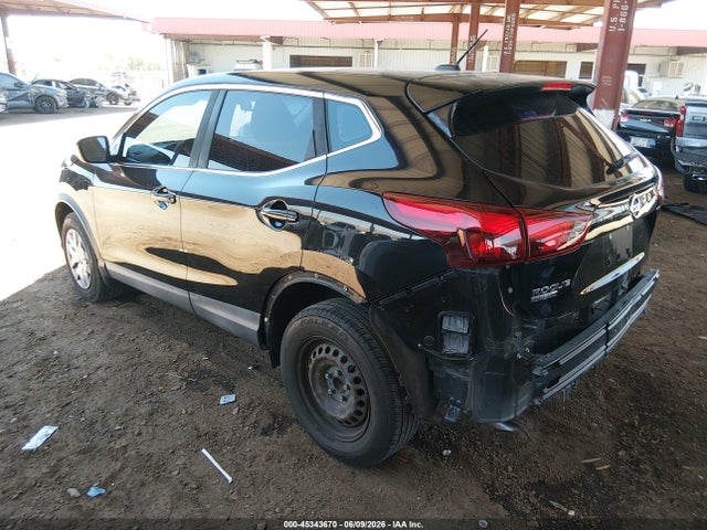 JN1BJ1CP0HW000323 Nissan Rogue Sport S