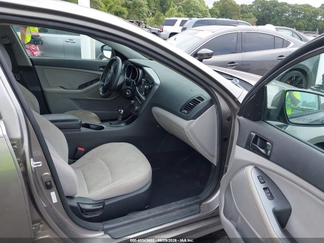 Продаж на аукціоні авто 2015 Kia Optima Lx, vin: 5XXGM4A78FG468300, номер лоту: 45343685