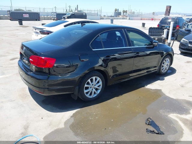3VWD17AJ6EM355402 Volkswagen Jetta 1.8t Se
