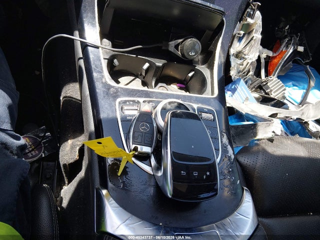 55SWF4JBXFU075961 Mercedes-Benz C 300