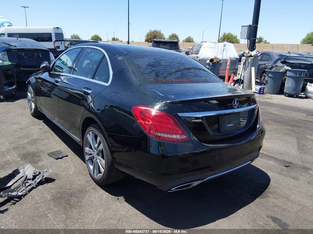 55SWF4JBXFU075961 Mercedes-Benz C 300