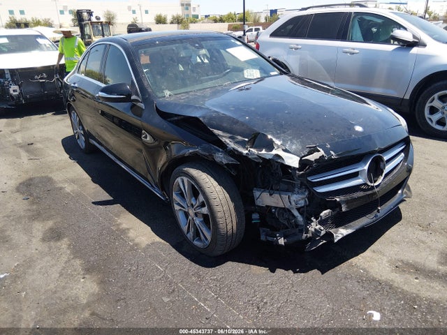 55SWF4JBXFU075961 Mercedes-Benz C 300