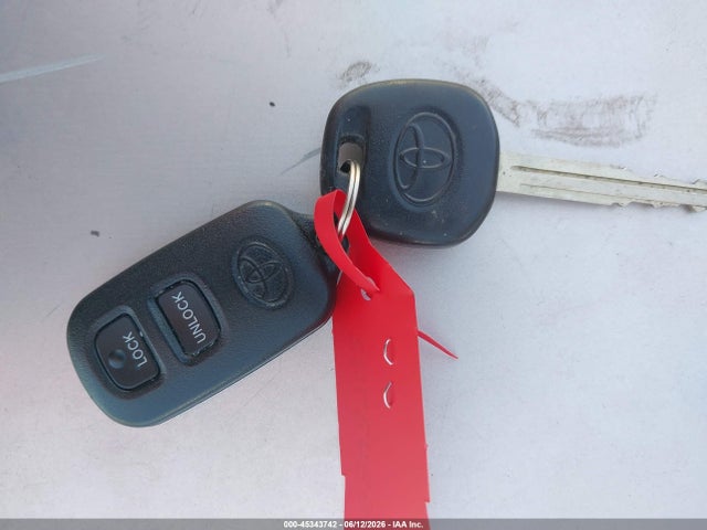 45343742 :رقم المزاد ، JTEHF21A610010579 vin ، 2001 Toyota Highlander V6 مزاد بيع