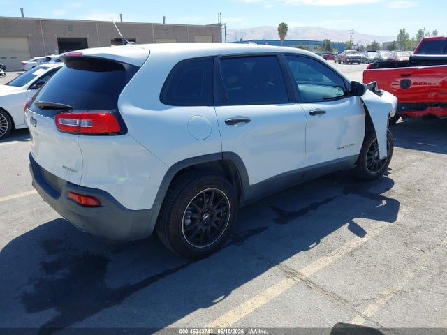 1C4PJLAB3EW163548 Jeep Cherokee Sport