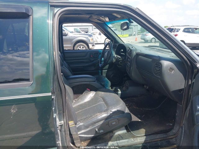 Продаж на аукціоні авто 2001 Chevrolet Blazer Lt, vin: 1GNDT13W31K180182, номер лоту: 45343771
