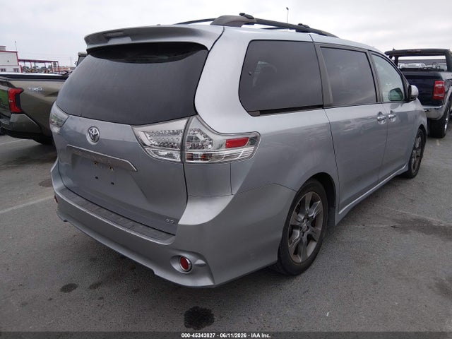 5TDXK3DCXES498680 Toyota Sienna Se 8 Passenger