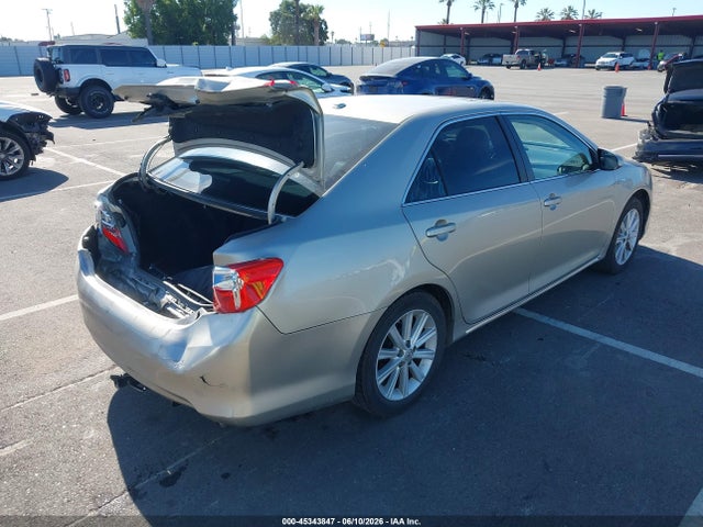 4T1BD1FK9EU122542 Toyota Camry Hybrid Xle