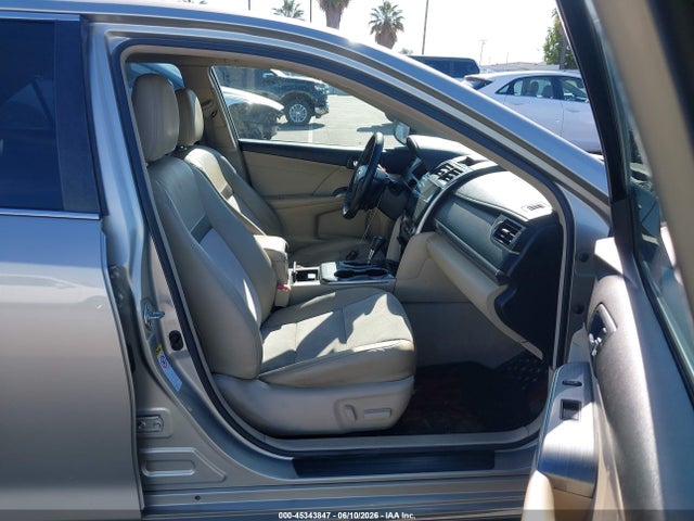 45343847 :رقم المزاد ، 4T1BD1FK9EU122542 vin ، 2014 Toyota Camry Hybrid Xle مزاد بيع