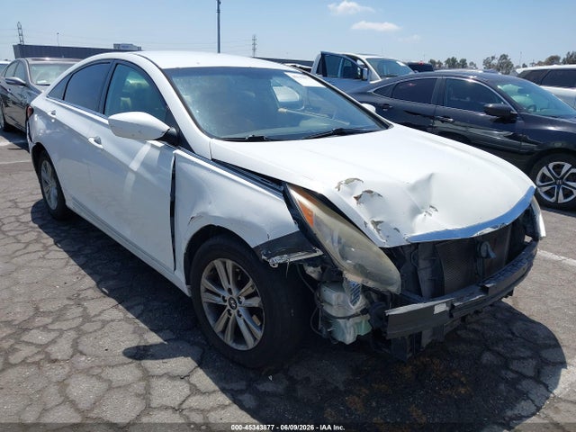 45343877 :رقم المزاد ، 5NPEB4AC6DH714384 vin ، 2013 Hyundai Sonata Gls مزاد بيع