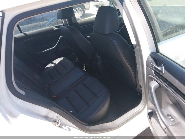45343879 :رقم المزاد ، 3VWML7AJ0BM716189 vin ، 2011 Volkswagen Jetta Sportwagen 2.0l Tdi مزاد بيع