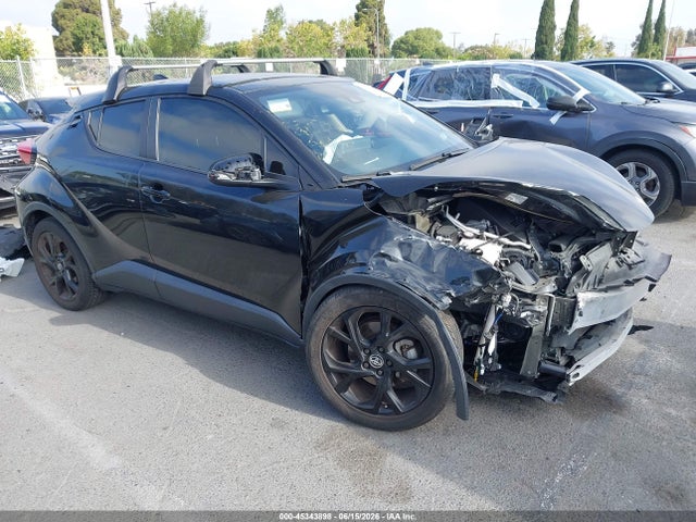 Toyota C-hr Nightshade Edition 2021 JTNKHMBX2M1099225 main image