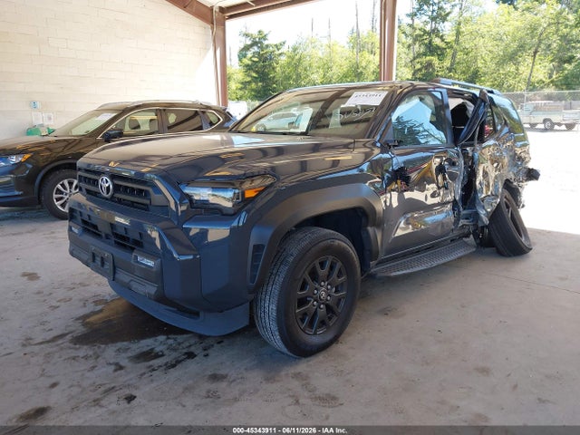 Toyota 4RUNNER SR5 2025 JTEVA5BR4S5010463 Image 2