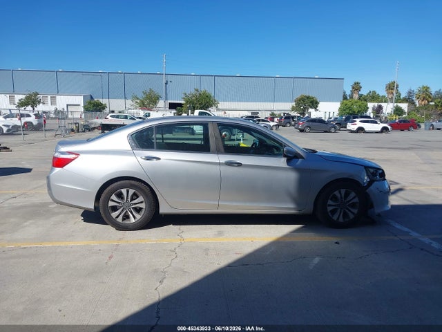 45343933 :رقم المزاد ، 1HGCR2F37FA157562 vin ، 2015 Honda Accord Lx مزاد بيع