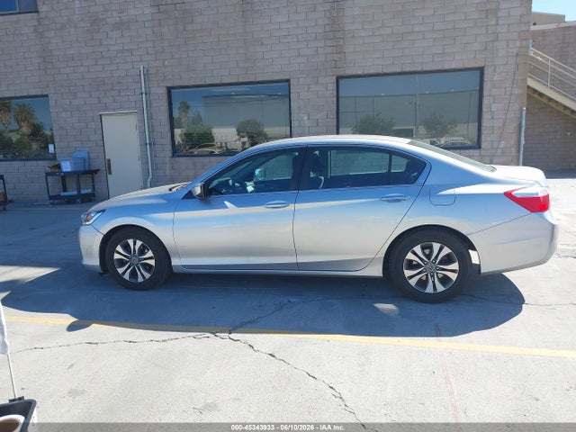 45343933 :رقم المزاد ، 1HGCR2F37FA157562 vin ، 2015 Honda Accord Lx مزاد بيع