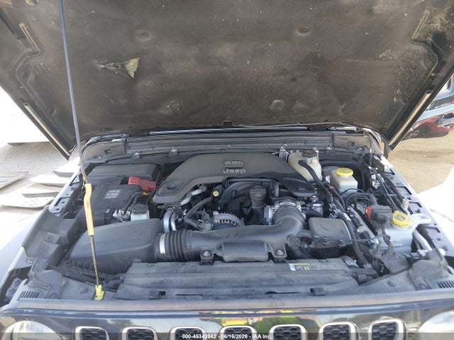1C4HJXEG5KW641904 Jeep Wrangler Unlimited Sahara