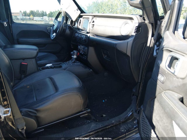 1C4HJXEG5KW641904 Jeep Wrangler Unlimited Sahara