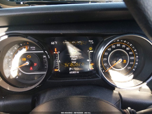 1C4HJXEG5KW641904 Jeep Wrangler Unlimited Sahara